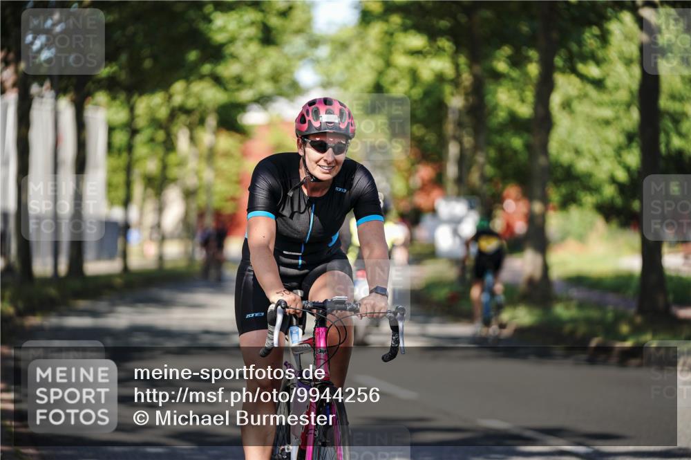 09.08.2026 - GEWOBA Citytriathlon Bremen Michael Burmester http://msf.ph/oto/9944256 09.08.2026 10:32:10 Radfahren 239, 456, 481, 482, 500 meine-sportfotos.de