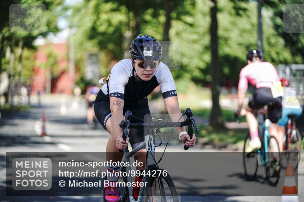09.08.2026 - GEWOBA Citytriathlon Bremen Michael Burmester http://msf.ph/oto/9944276 09.08.2026 10:32:19 Radfahren 239, 249, 445, 456 meine-sportfotos.de