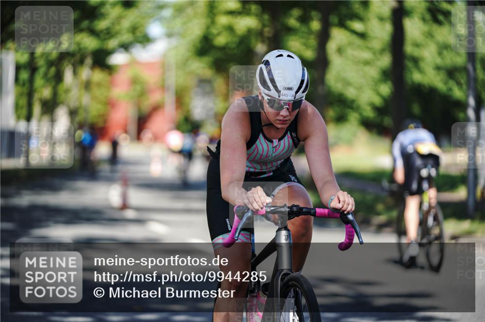 09.08.2026 - GEWOBA Citytriathlon Bremen Michael Burmester http://msf.ph/oto/9944285 09.08.2026 10:32:24 Radfahren 39, 239, 249, 445, 456 meine-sportfotos.de