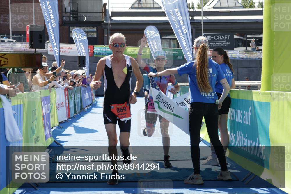 09.08.2026 - GEWOBA Citytriathlon Bremen Yannick Fuchs http://msf.ph/oto/9944294 09.08.2026 14:16:09 Ziel 639, 869, 1016, 1016, 1118 meine-sportfotos.de