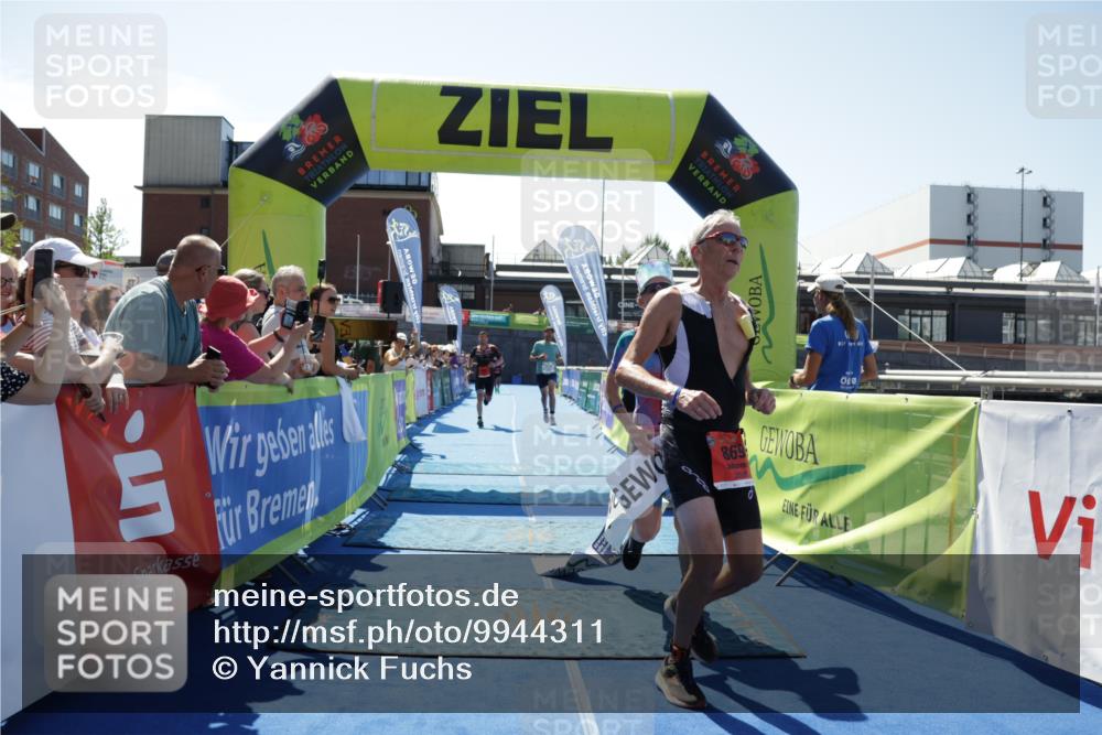 09.08.2026 - GEWOBA Citytriathlon Bremen Yannick Fuchs http://msf.ph/oto/9944311 09.08.2026 14:16:10 Ziel 639, 869, 1016, 1016, 1118 meine-sportfotos.de