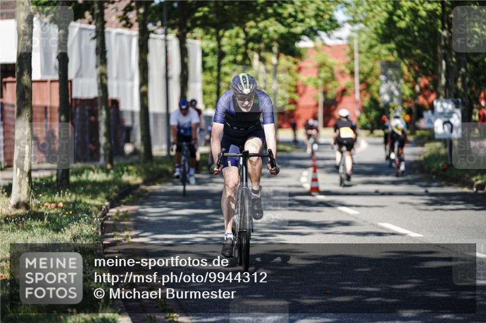 09.08.2026 - GEWOBA Citytriathlon Bremen Michael Burmester http://msf.ph/oto/9944312 09.08.2026 10:32:43 Radfahren 7, 39, 131, 303, 305, 324, 330, 374, 385, 452, 508, 515 meine-sportfotos.de