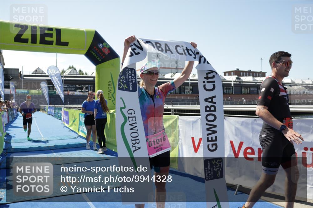 09.08.2026 - GEWOBA Citytriathlon Bremen Yannick Fuchs http://msf.ph/oto/9944328 09.08.2026 14:16:18 Ziel 654, 846 meine-sportfotos.de