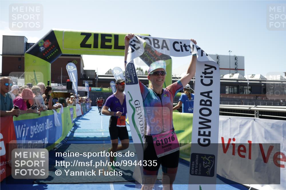 09.08.2026 - GEWOBA Citytriathlon Bremen Yannick Fuchs http://msf.ph/oto/9944335 09.08.2026 14:16:20 Ziel 654, 846 meine-sportfotos.de