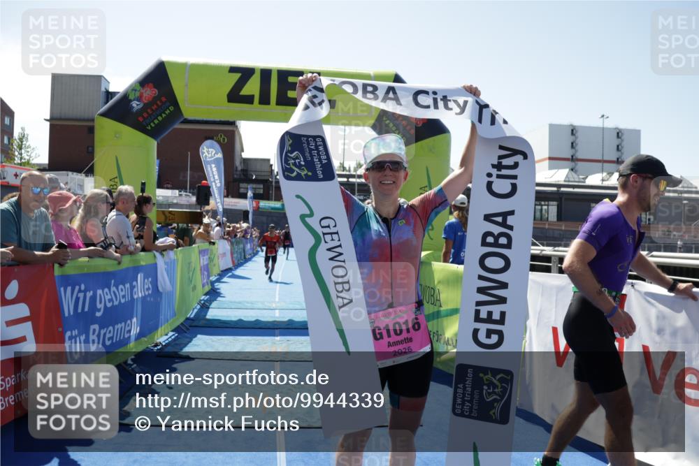 09.08.2026 - GEWOBA Citytriathlon Bremen Yannick Fuchs http://msf.ph/oto/9944339 09.08.2026 14:16:21 Ziel 654, 846 meine-sportfotos.de