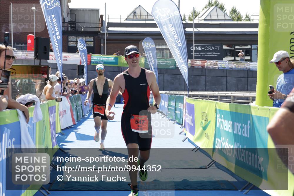 09.08.2026 - GEWOBA Citytriathlon Bremen Yannick Fuchs http://msf.ph/oto/9944352 09.08.2026 14:16:28 Ziel 547, 816, 846, 880, 901 meine-sportfotos.de