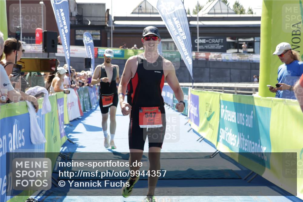 09.08.2026 - GEWOBA Citytriathlon Bremen Yannick Fuchs http://msf.ph/oto/9944357 09.08.2026 14:16:28 Ziel 547, 816, 846, 880, 901 meine-sportfotos.de