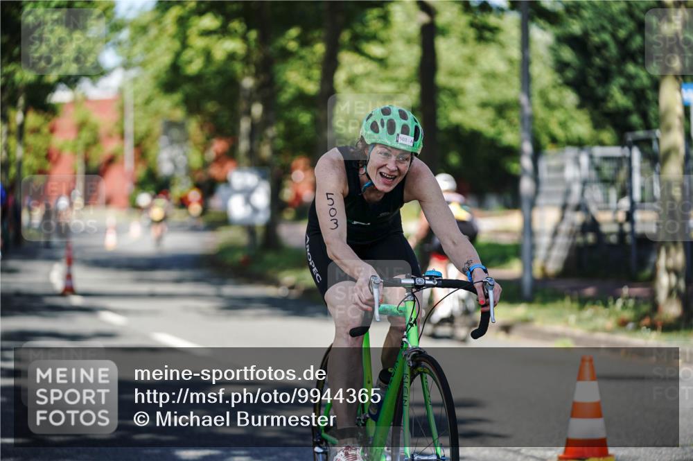 09.08.2026 - GEWOBA Citytriathlon Bremen Michael Burmester http://msf.ph/oto/9944365 09.08.2026 10:32:55 Radfahren 7, 173, 303, 305, 330, 353, 370, 419, 452, 457, 486, 493, 503, 508, 526 meine-sportfotos.de