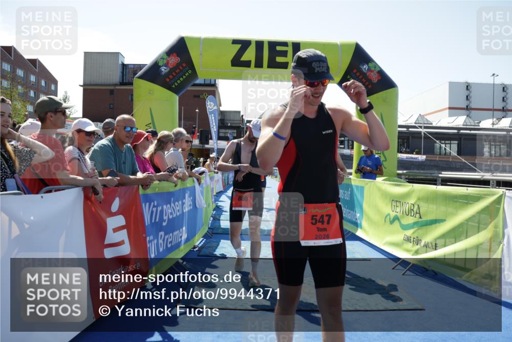 09.08.2026 - GEWOBA Citytriathlon Bremen Yannick Fuchs http://msf.ph/oto/9944371 09.08.2026 14:16:31 Ziel 547, 749, 816, 880, 901 meine-sportfotos.de