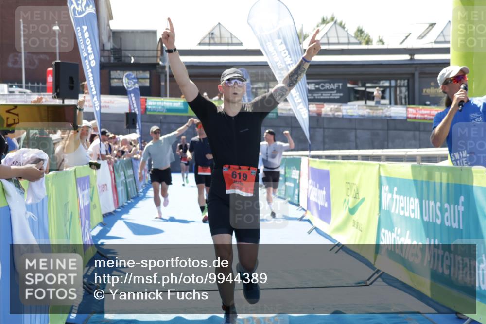 09.08.2026 - GEWOBA Citytriathlon Bremen Yannick Fuchs http://msf.ph/oto/9944389 09.08.2026 14:16:39 Ziel 619, 645, 749, 1125 meine-sportfotos.de
