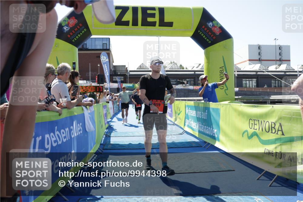 09.08.2026 - GEWOBA Citytriathlon Bremen Yannick Fuchs http://msf.ph/oto/9944398 09.08.2026 14:16:40 Ziel 619, 645, 749, 1125 meine-sportfotos.de