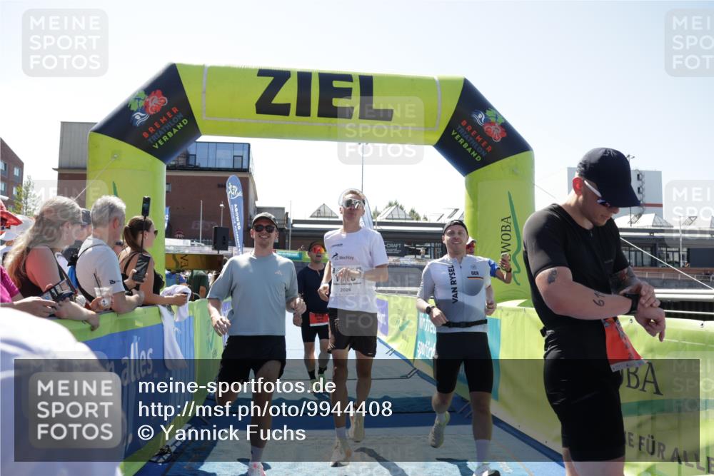 09.08.2026 - GEWOBA Citytriathlon Bremen Yannick Fuchs http://msf.ph/oto/9944408 09.08.2026 14:16:42 Ziel 619, 645, 835, 1125 meine-sportfotos.de