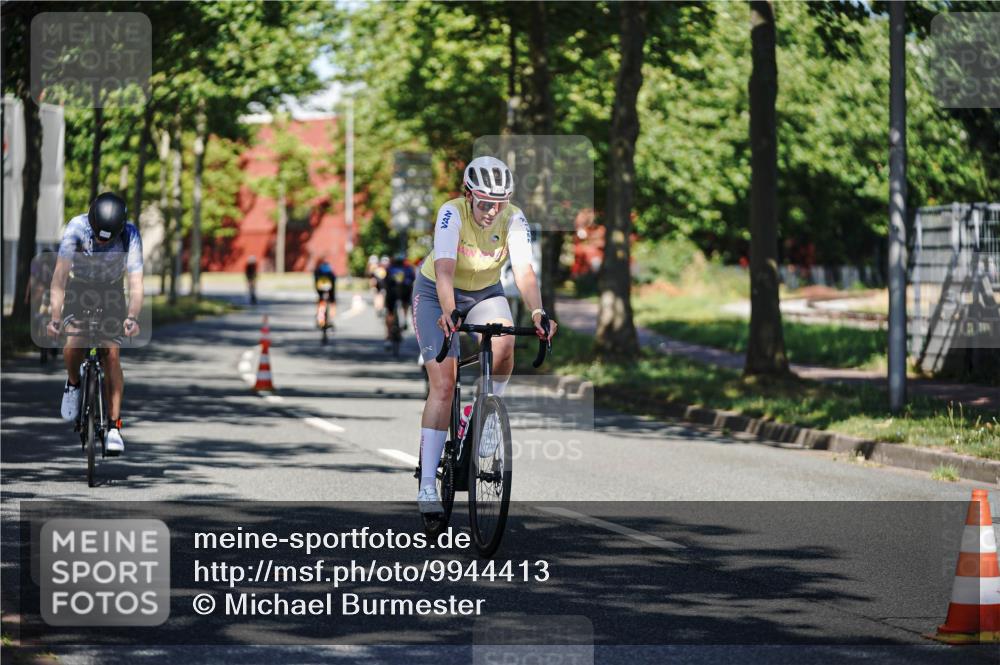 09.08.2026 - GEWOBA Citytriathlon Bremen Michael Burmester http://msf.ph/oto/9944413 09.08.2026 10:33:08 Radfahren 1, 63, 83, 103, 173, 302, 353, 413, 419, 453, 457, 483, 486, 493, 526 meine-sportfotos.de