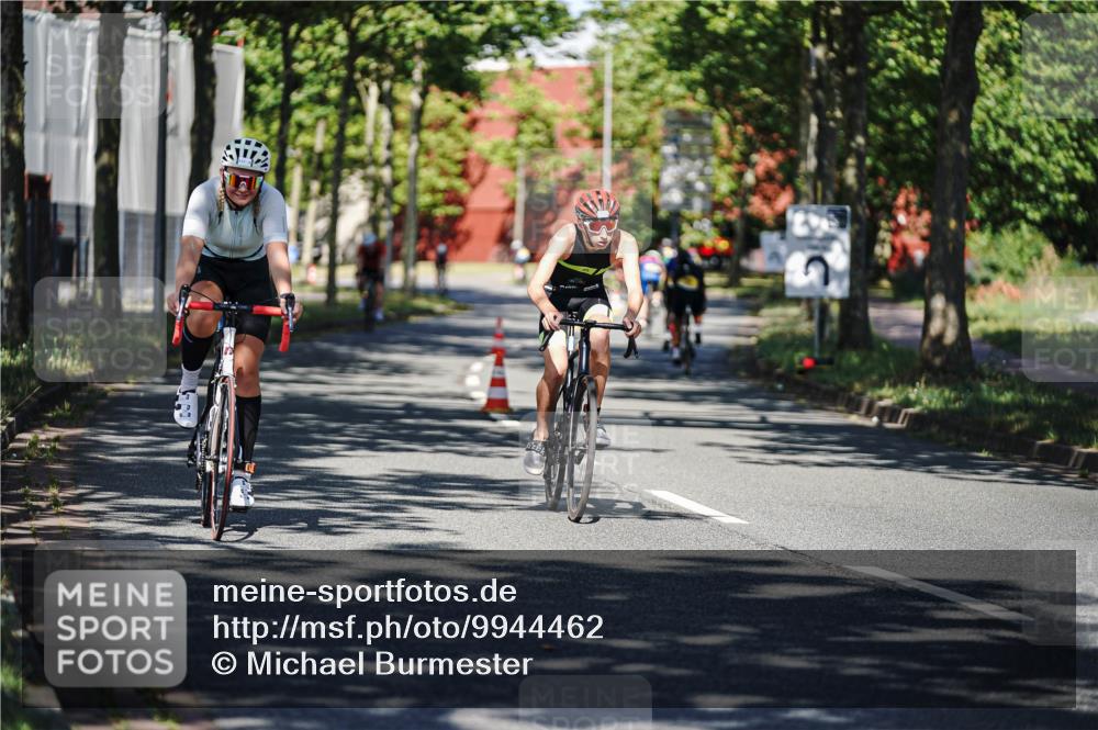 09.08.2026 - GEWOBA Citytriathlon Bremen Michael Burmester http://msf.ph/oto/9944462 09.08.2026 10:33:27 Radfahren 177, 282, 285, 331, 410, 433, 484 meine-sportfotos.de