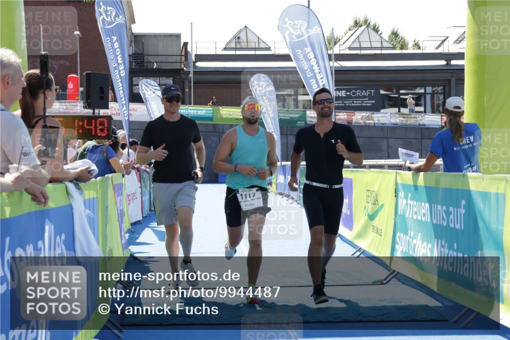 09.08.2026 - GEWOBA Citytriathlon Bremen Yannick Fuchs http://msf.ph/oto/9944487 09.08.2026 14:18:03 Ziel 826, 1117 meine-sportfotos.de