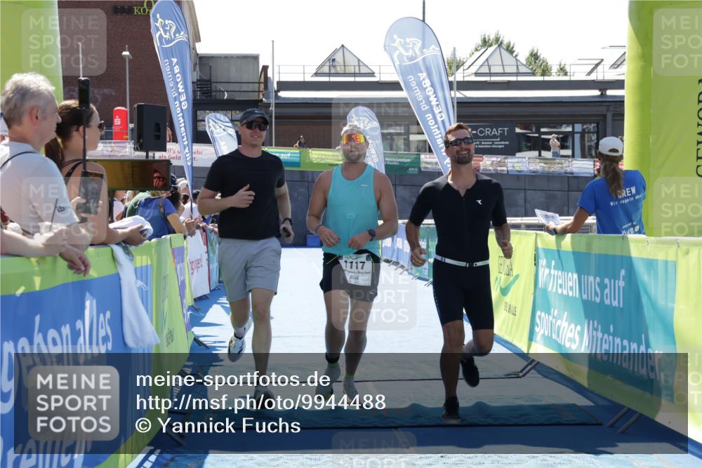 09.08.2026 - GEWOBA Citytriathlon Bremen Yannick Fuchs http://msf.ph/oto/9944488 09.08.2026 14:18:03 Ziel 826, 1117 meine-sportfotos.de