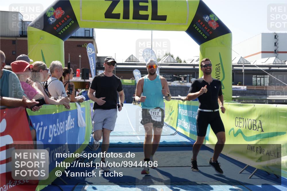 09.08.2026 - GEWOBA Citytriathlon Bremen Yannick Fuchs http://msf.ph/oto/9944496 09.08.2026 14:18:04 Ziel 826, 1117 meine-sportfotos.de