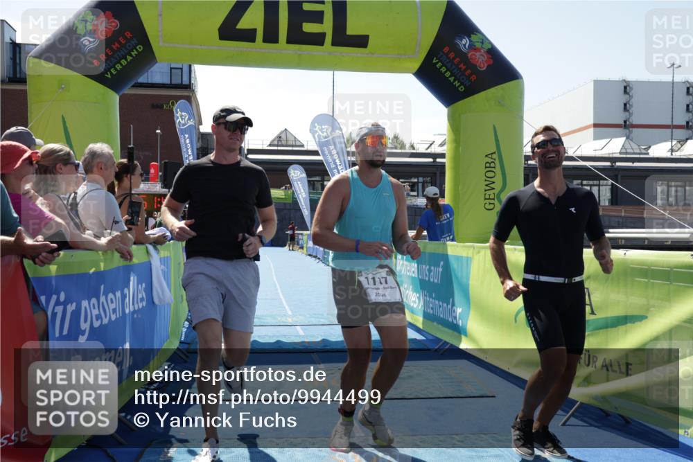 09.08.2026 - GEWOBA Citytriathlon Bremen Yannick Fuchs http://msf.ph/oto/9944499 09.08.2026 14:18:04 Ziel 826, 1117 meine-sportfotos.de