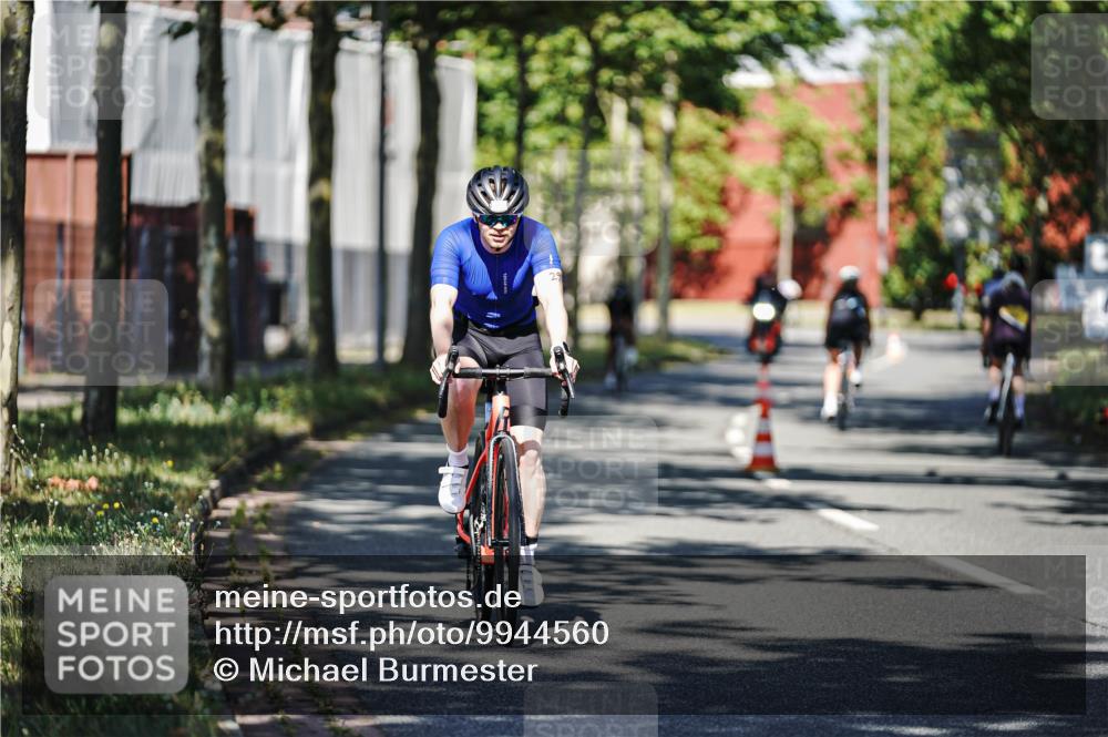 09.08.2026 - GEWOBA Citytriathlon Bremen Michael Burmester http://msf.ph/oto/9944560 09.08.2026 10:34:07 Radfahren 292, 306, 448, 477, 490, 495, 522, 531 meine-sportfotos.de