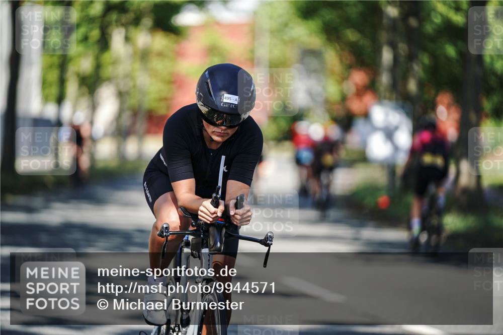 09.08.2026 - GEWOBA Citytriathlon Bremen Michael Burmester http://msf.ph/oto/9944571 09.08.2026 10:34:13 Radfahren 292, 306, 477, 495 meine-sportfotos.de
