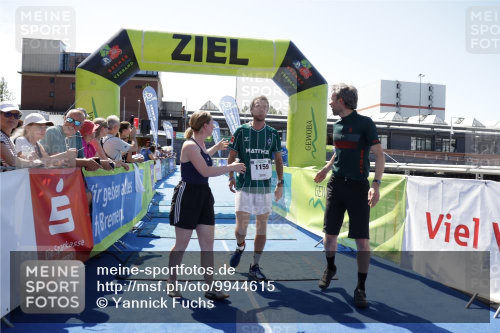 09.08.2026 - GEWOBA Citytriathlon Bremen Yannick Fuchs http://msf.ph/oto/9944615 09.08.2026 14:18:49 Ziel 1159 meine-sportfotos.de