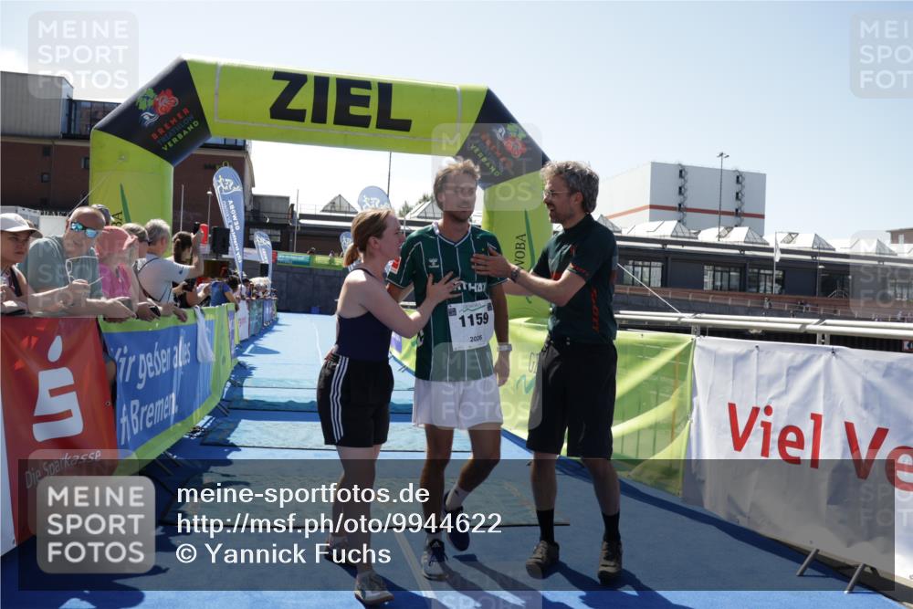 09.08.2026 - GEWOBA Citytriathlon Bremen Yannick Fuchs http://msf.ph/oto/9944622 09.08.2026 14:18:49 Ziel 1159 meine-sportfotos.de