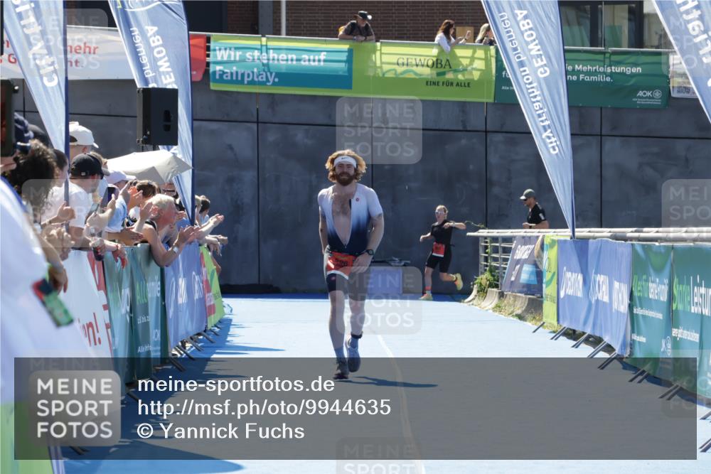 09.08.2026 - GEWOBA Citytriathlon Bremen Yannick Fuchs http://msf.ph/oto/9944635 09.08.2026 14:18:59 Ziel 596 meine-sportfotos.de