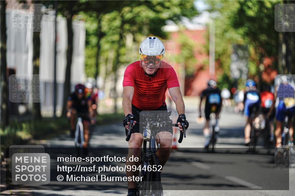 09.08.2026 - GEWOBA Citytriathlon Bremen Michael Burmester http://msf.ph/oto/9944652 09.08.2026 10:34:58 Radfahren 95, 137, 207, 209, 399, 439, 461, 501, 513, 514 meine-sportfotos.de