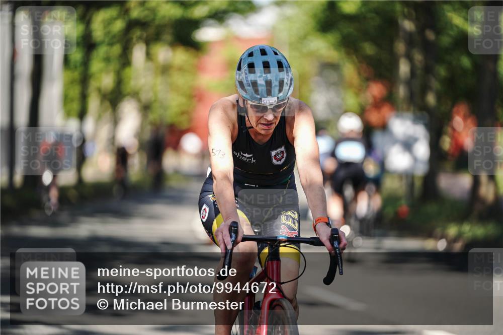 09.08.2026 - GEWOBA Citytriathlon Bremen Michael Burmester http://msf.ph/oto/9944672 09.08.2026 10:35:04 Radfahren 95, 143, 207, 446, 461, 501, 513, 514, 527 meine-sportfotos.de