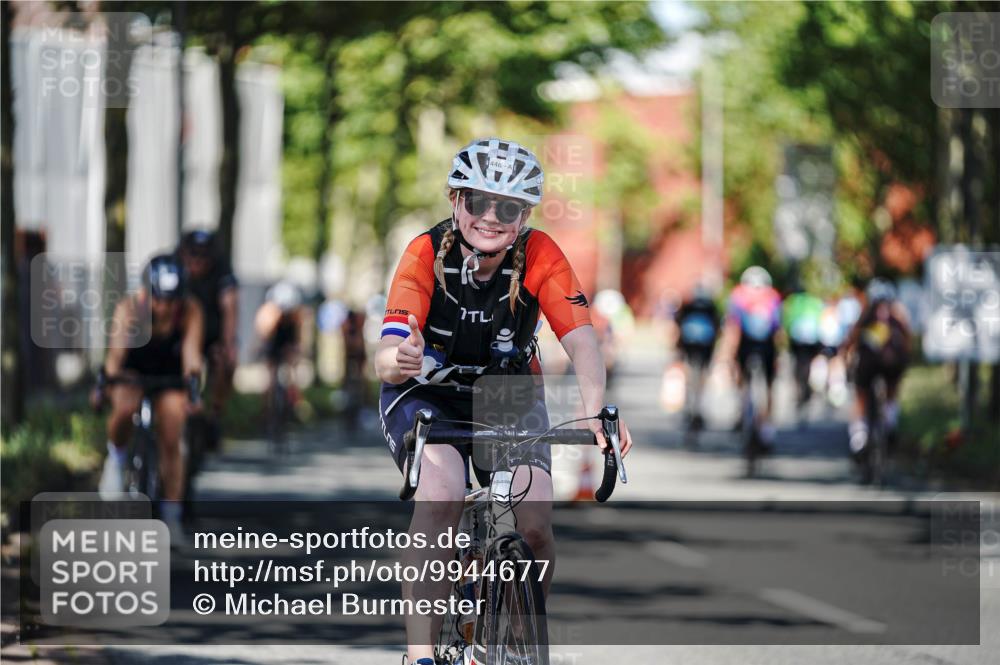 09.08.2026 - GEWOBA Citytriathlon Bremen Michael Burmester http://msf.ph/oto/9944677 09.08.2026 10:35:10 Radfahren 129, 143, 169, 195, 326, 436, 446, 467, 473, 476, 487, 513, 514, 527 meine-sportfotos.de