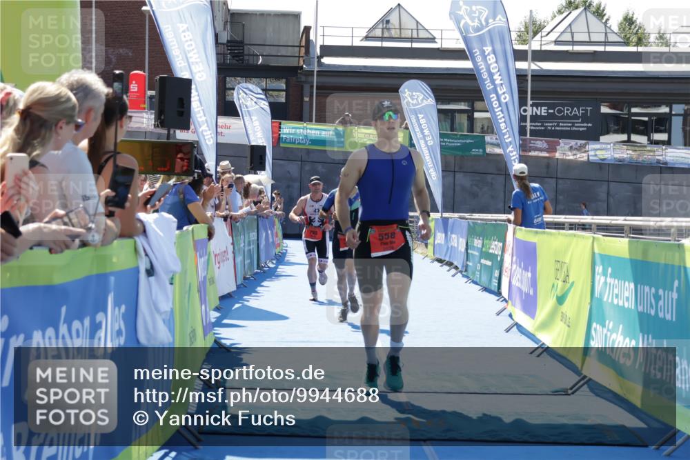 09.08.2026 - GEWOBA Citytriathlon Bremen Yannick Fuchs http://msf.ph/oto/9944688 09.08.2026 14:19:17 Ziel 558, 578, 730, 783 meine-sportfotos.de