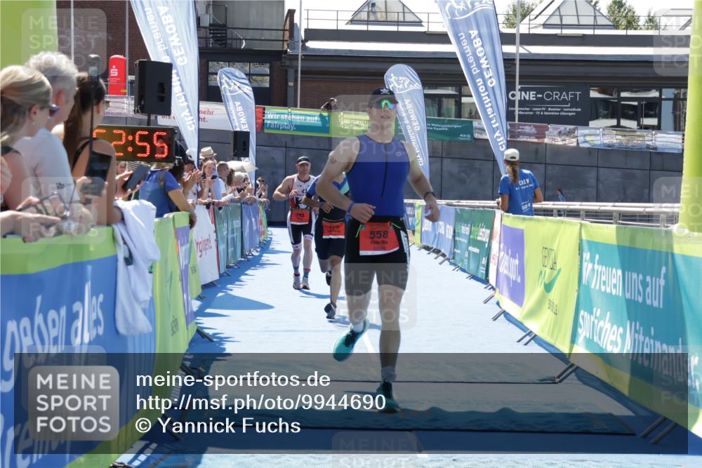 09.08.2026 - GEWOBA Citytriathlon Bremen Yannick Fuchs http://msf.ph/oto/9944690 09.08.2026 14:19:17 Ziel 558, 578, 730, 783 meine-sportfotos.de