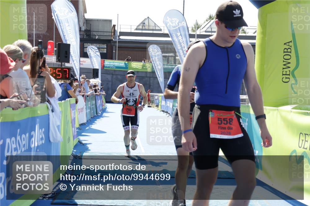 09.08.2026 - GEWOBA Citytriathlon Bremen Yannick Fuchs http://msf.ph/oto/9944699 09.08.2026 14:19:20 Ziel 558, 730, 783 meine-sportfotos.de