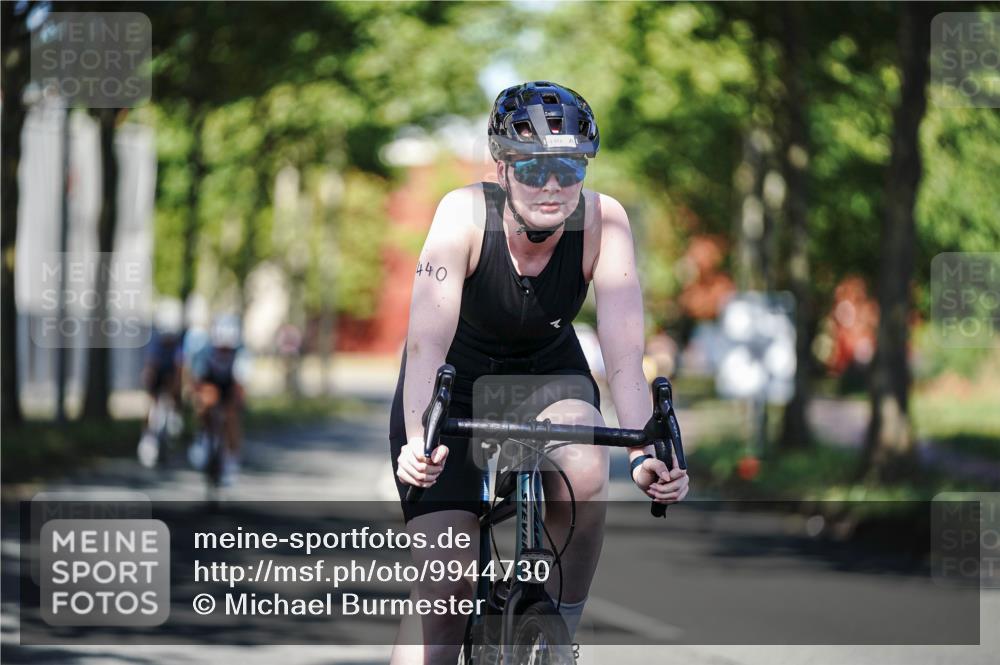 09.08.2026 - GEWOBA Citytriathlon Bremen Michael Burmester http://msf.ph/oto/9944730 09.08.2026 10:35:22 Radfahren 3, 27, 87, 129, 143, 169, 175, 189, 195, 243, 326, 361, 436, 440, 446, 467, 473, 476, 487 meine-sportfotos.de