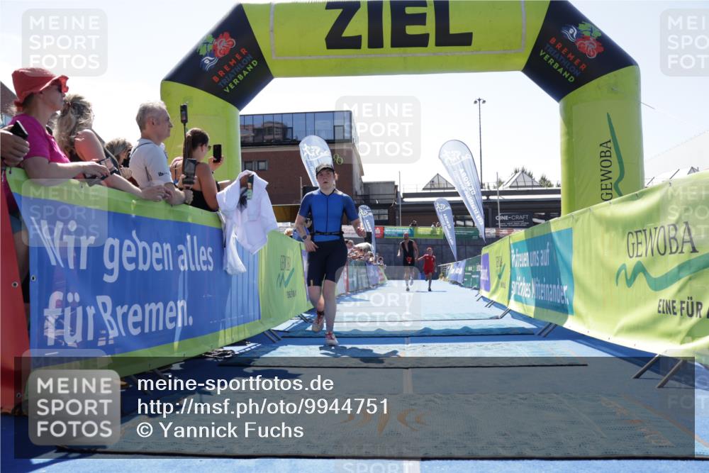 09.08.2026 - GEWOBA Citytriathlon Bremen Yannick Fuchs http://msf.ph/oto/9944751 09.08.2026 14:19:51 Ziel 758, 895 meine-sportfotos.de