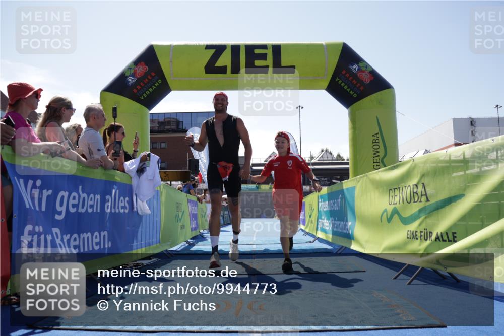 09.08.2026 - GEWOBA Citytriathlon Bremen Yannick Fuchs http://msf.ph/oto/9944773 09.08.2026 14:19:56 Ziel 758 meine-sportfotos.de