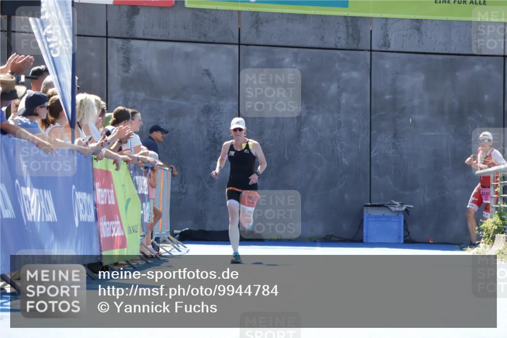 09.08.2026 - GEWOBA Citytriathlon Bremen Yannick Fuchs http://msf.ph/oto/9944784 09.08.2026 14:20:20 Ziel  meine-sportfotos.de