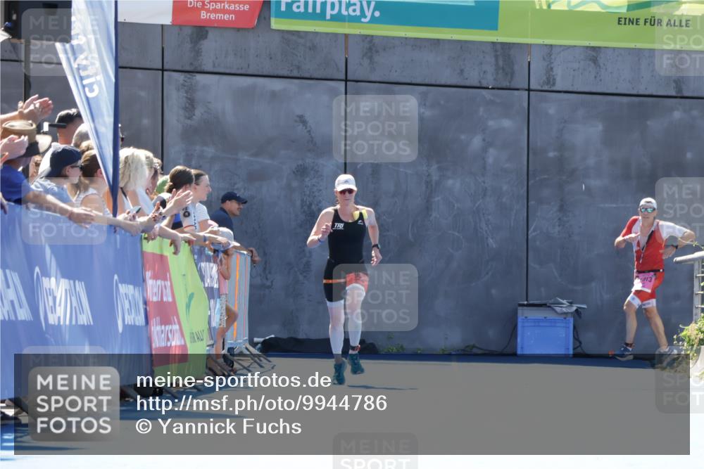 09.08.2026 - GEWOBA Citytriathlon Bremen Yannick Fuchs http://msf.ph/oto/9944786 09.08.2026 14:20:20 Ziel  meine-sportfotos.de