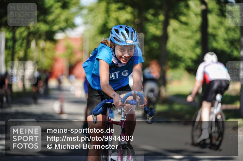 09.08.2026 - GEWOBA Citytriathlon Bremen Michael Burmester http://msf.ph/oto/9944803 09.08.2026 10:35:43 Radfahren 15, 17, 29, 37, 43, 57, 107, 119, 141, 181, 201, 217, 241, 423, 462, 471, 504, 509 meine-sportfotos.de