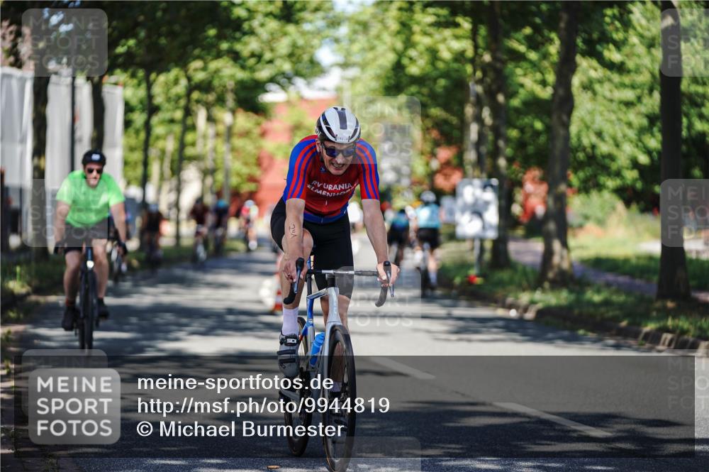 09.08.2026 - GEWOBA Citytriathlon Bremen Michael Burmester http://msf.ph/oto/9944819 09.08.2026 10:35:49 Radfahren 17, 29, 37, 43, 89, 107, 109, 119, 123, 141, 181, 201, 217, 241, 423, 462, 471, 494, 509 meine-sportfotos.de