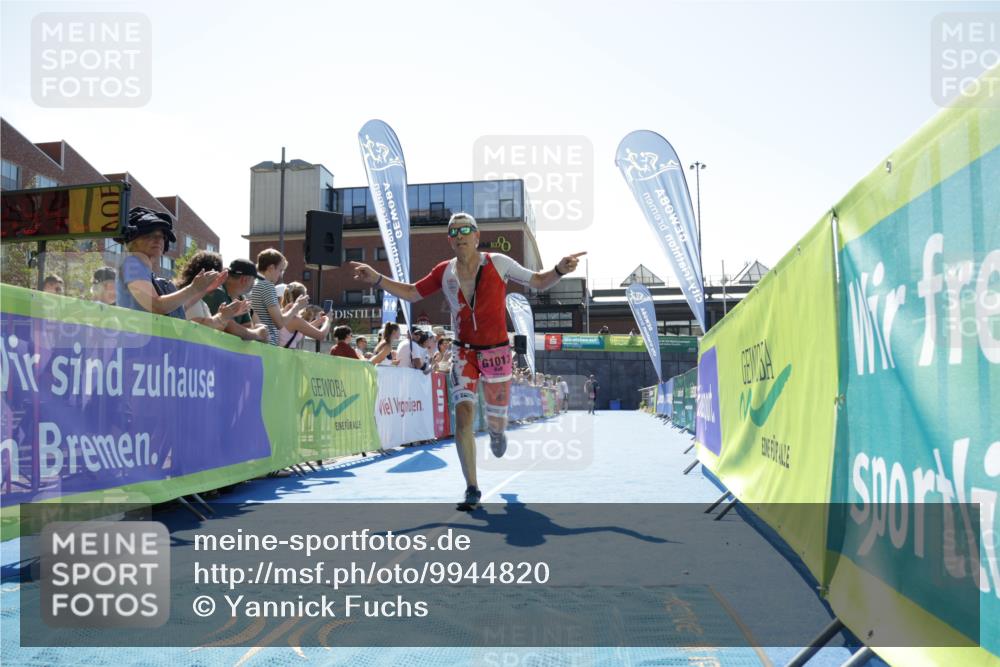 09.08.2026 - GEWOBA Citytriathlon Bremen Yannick Fuchs http://msf.ph/oto/9944820 09.08.2026 14:20:30 Ziel 998, 1013, 1013 meine-sportfotos.de