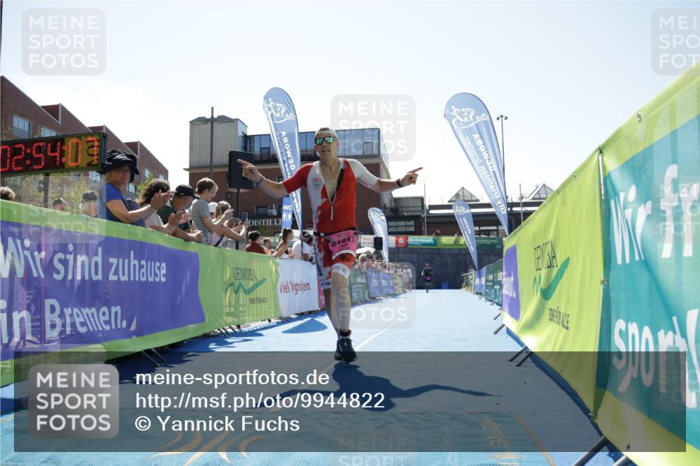 09.08.2026 - GEWOBA Citytriathlon Bremen Yannick Fuchs http://msf.ph/oto/9944822 09.08.2026 14:20:30 Ziel 998, 1013, 1013 meine-sportfotos.de