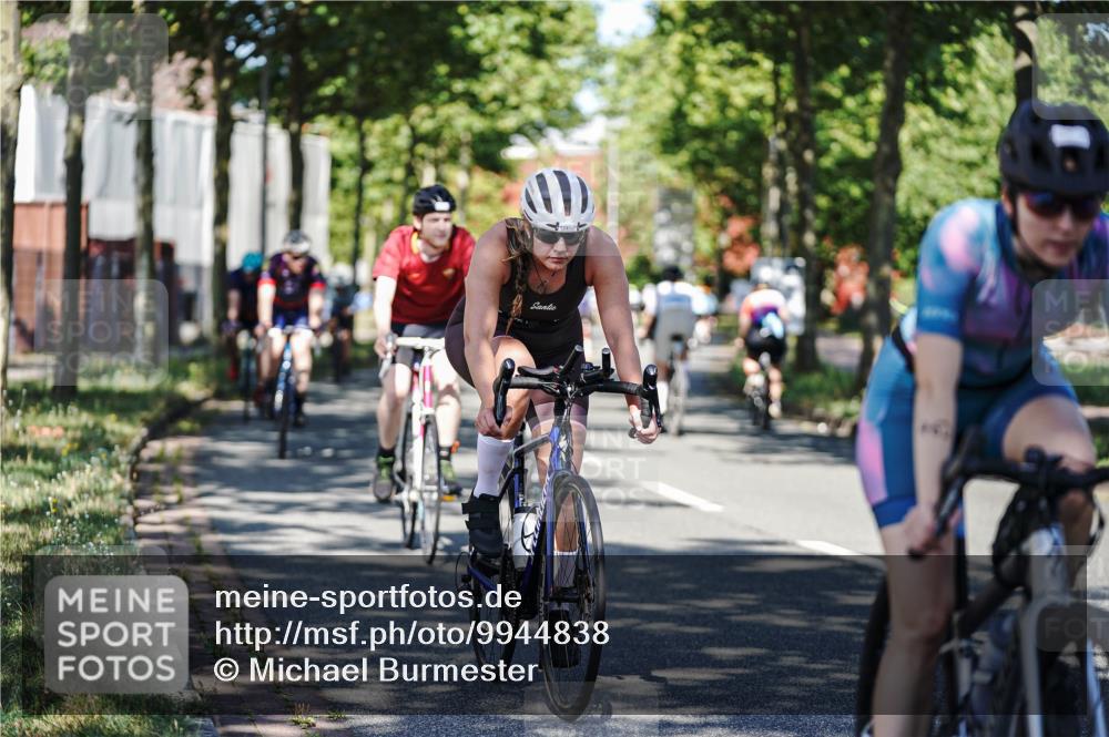 09.08.2026 - GEWOBA Citytriathlon Bremen Michael Burmester http://msf.ph/oto/9944838 09.08.2026 10:35:54 Radfahren 17, 29, 89, 107, 109, 119, 123, 151, 153, 167, 187, 201, 241, 444, 462, 466, 471, 494, 509 meine-sportfotos.de