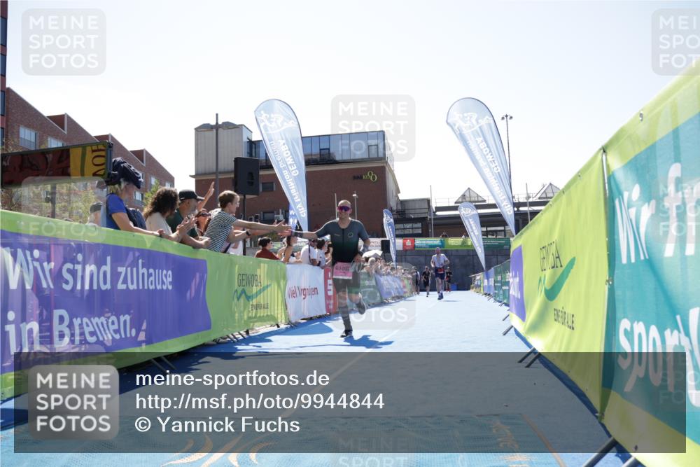 09.08.2026 - GEWOBA Citytriathlon Bremen Yannick Fuchs http://msf.ph/oto/9944844 09.08.2026 14:20:37 Ziel 1002, 1002 meine-sportfotos.de