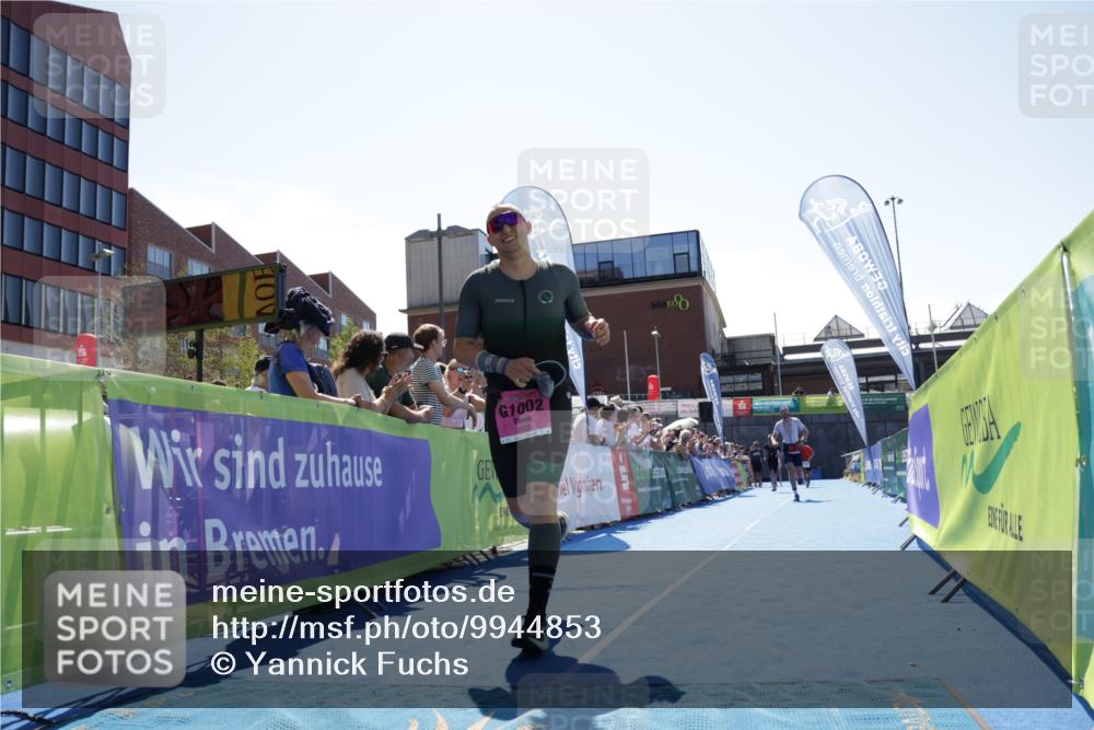 09.08.2026 - GEWOBA Citytriathlon Bremen Yannick Fuchs http://msf.ph/oto/9944853 09.08.2026 14:20:38 Ziel 582, 1002, 1002 meine-sportfotos.de