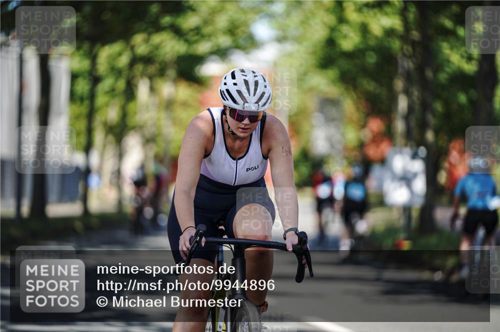 09.08.2026 - GEWOBA Citytriathlon Bremen Michael Burmester http://msf.ph/oto/9944896 09.08.2026 10:36:18 Radfahren 21, 23, 139, 179, 233, 390, 460, 480, 530 meine-sportfotos.de
