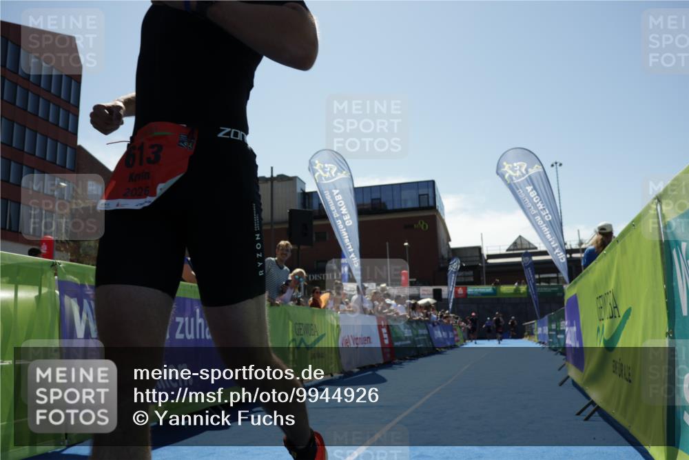 09.08.2026 - GEWOBA Citytriathlon Bremen Yannick Fuchs http://msf.ph/oto/9944926 09.08.2026 14:20:50 Ziel 613, 848, 1154 meine-sportfotos.de