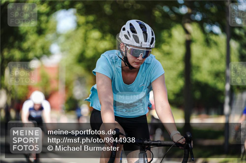 09.08.2026 - GEWOBA Citytriathlon Bremen Michael Burmester http://msf.ph/oto/9944938 09.08.2026 10:36:35 Radfahren 19, 21, 41, 135, 139, 163, 179, 191, 211, 223, 225, 233, 281, 426 meine-sportfotos.de