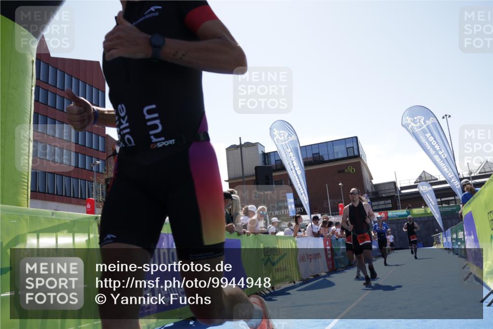09.08.2026 - GEWOBA Citytriathlon Bremen Yannick Fuchs http://msf.ph/oto/9944948 09.08.2026 14:20:58 Ziel 615, 686, 806, 809, 935 meine-sportfotos.de