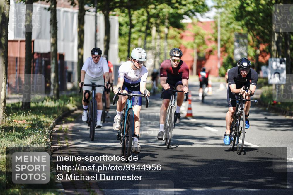 09.08.2026 - GEWOBA Citytriathlon Bremen Michael Burmester http://msf.ph/oto/9944956 09.08.2026 10:36:40 Radfahren 19, 41, 67, 93, 135, 157, 163, 191, 211, 223, 225, 281, 349, 426, 491 meine-sportfotos.de